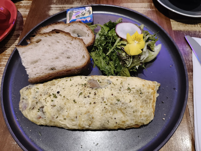 Frisky Goat Bakery Cafe