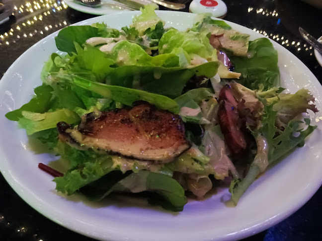 Euro House - Gastronomi dan perhotelan