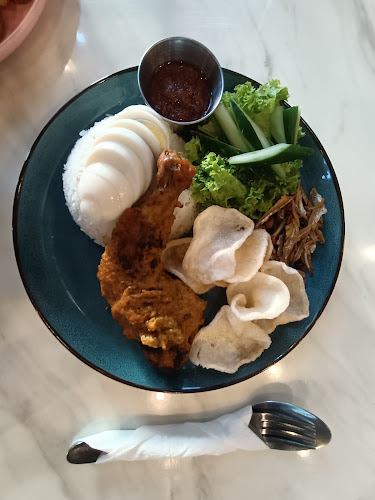 13, Jalan Market, 30000 Ipoh, Perak