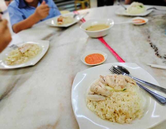 Comentarii opinii despre Lucky Corner Chicken Rice Cafe