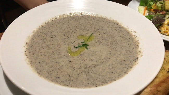 Comentarii opinii despre Dave's Bistro • Bar & Grill