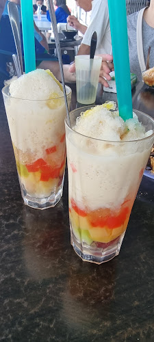 Lock Ann - Gastronomi dan perhotelan