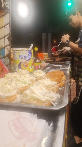 Kedai burger malaysia