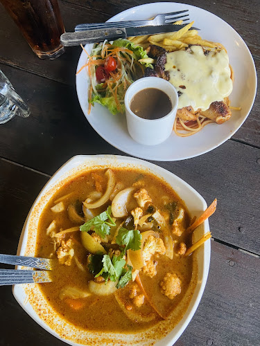 Kiosk 1,2,3 & 4,Tmn Awam Batu Buruk, 20400 Kuala Terengganu, Terengganu