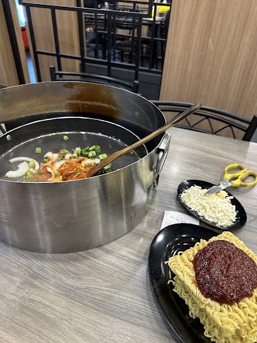 Comentarii opinii despre Mr Dakgalbi Gurney Plaza