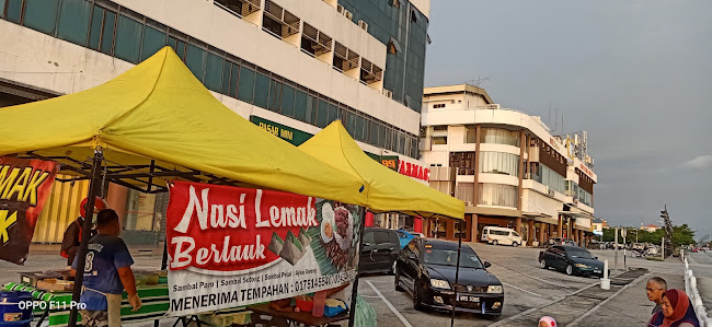 Comentarii opinii despre nasi lemak berlauk (depan 99 speedmart)
