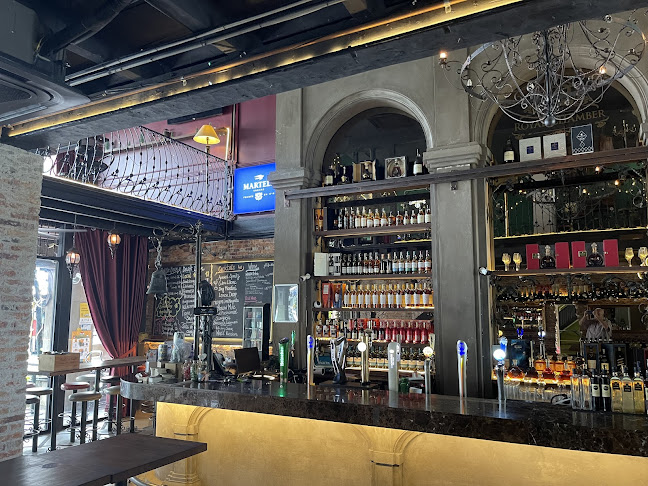 102, Jalan Ewe Hai, 93000 Kuching, Sarawak