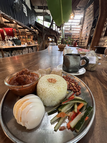 Red Mountain Sin Yoon Loong White Coffee - Ipoh