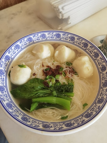 Comentarii opinii despre Yi Poh