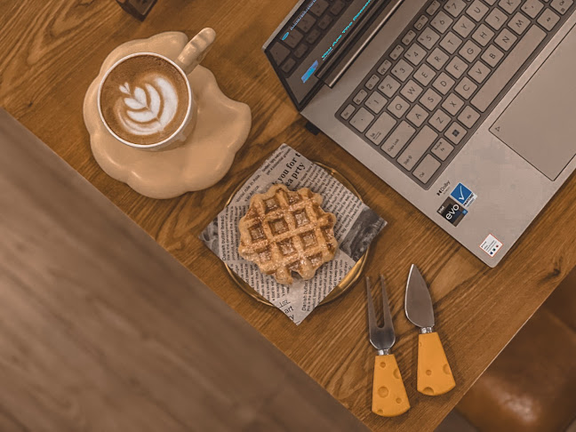 Comentarii opinii despre Blank Coffee PJ