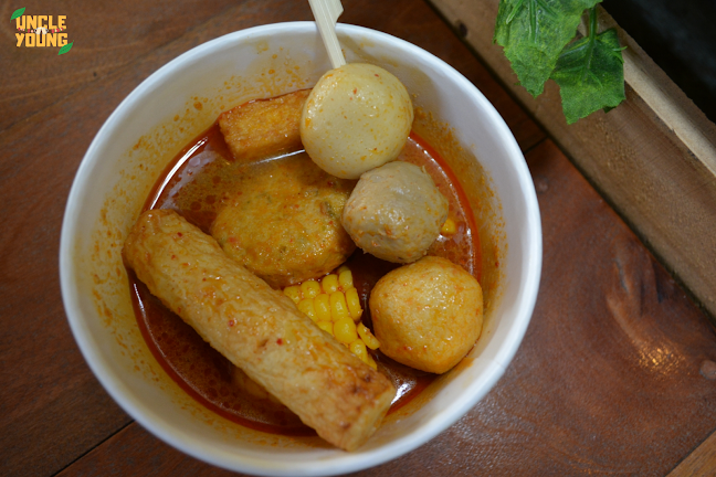 UNCLE YOUNG - Gastronomi dan perhotelan