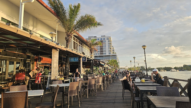 Toscani's Wine & Dine Cafe - Kota Kinabalu