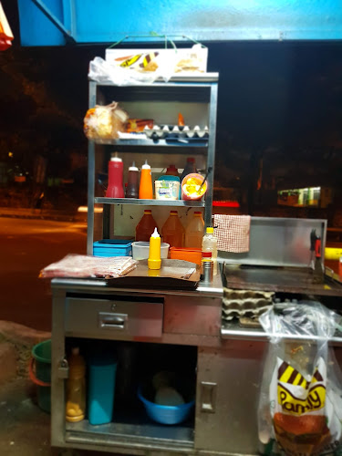 BURGER BUSTOP ABG KAMAL