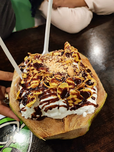 Hogoh De Coco HQ - Gastronomi dan perhotelan