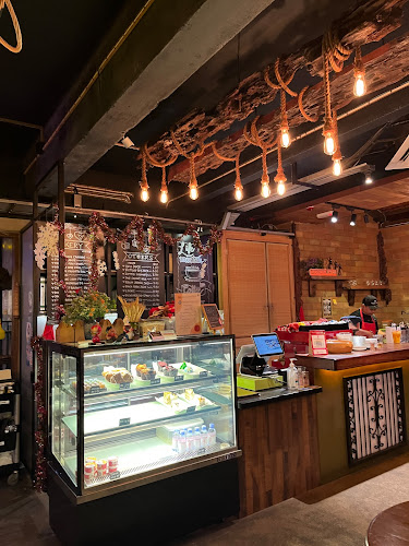 Bali Bali Cafe - Gastronomi dan perhotelan