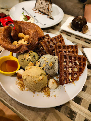 Opinii despre Cest Si Bon Ipoh în Ipoh - Gastronomi dan perhotelan