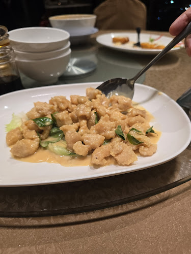 New Gaya Seafood Restaurant - Gastronomi dan perhotelan