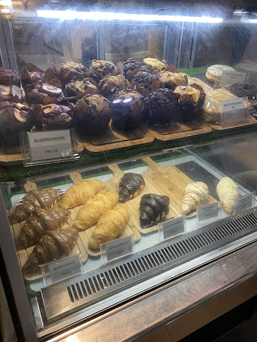 Kompleks UTC Selangor Anggerik Mall Shah Alam Lot 1-19A, Tingkat Satu, Seksyen 14, 40000 Shah Alam, Selangor