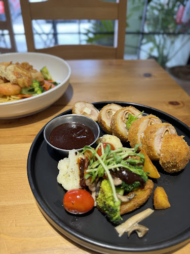 Opinii despre Jomo Eatery Kuala Nerus în Kuala Terengganu - Gastronomi dan perhotelan