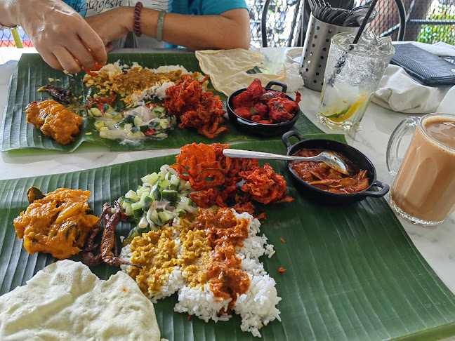 Opinii despre BananaBro Ampang Point (Halal Certified) în Ampang - Gastronomi dan perhotelan