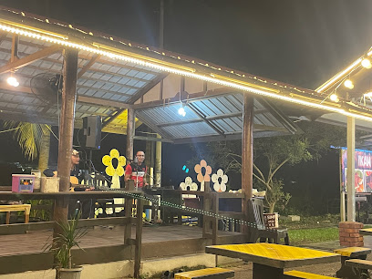 Sadiq Tomyam & Seafood