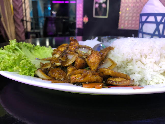 Bliss ss 15 - Gastronomi dan perhotelan