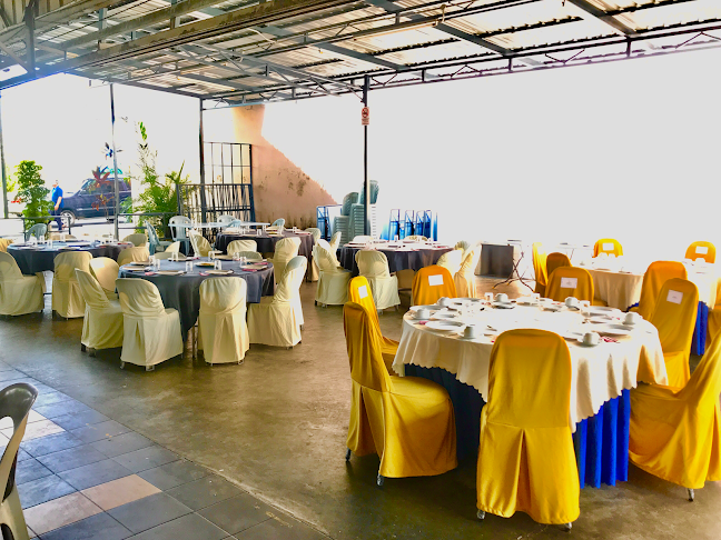 Restoran Deen Berjaya (Kari Kepala Ikan) Port Dickson - Gastronomi dan perhotelan