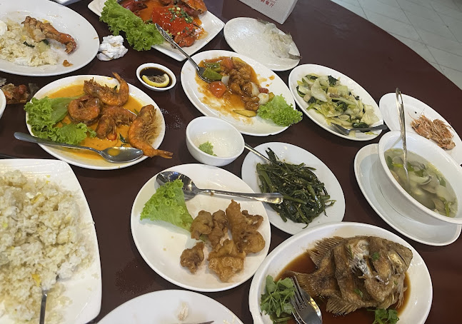 Opinii despre Tanjung Seafood Restaurant în Kota Kinabalu - Gastronomi dan perhotelan