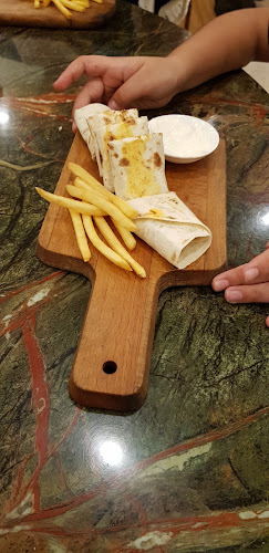 The Castle Restaurant - Gastronomi dan perhotelan