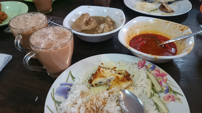 Opinii despre Kedai Nasi Dagang Kak Yah în Kuala Terengganu - Gastronomi dan perhotelan