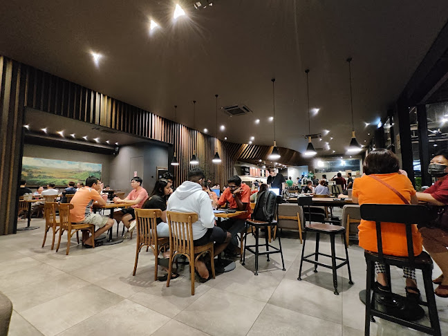 Comentarii opinii despre Starbucks Amanjaya DT