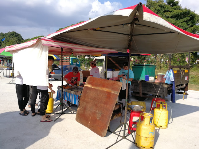 Tuesday Pasar Malam Ujong Pasir - Gastronomi dan perhotelan