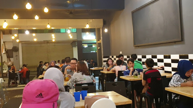 Grill Patio Menggatal Plaza - Kota Kinabalu