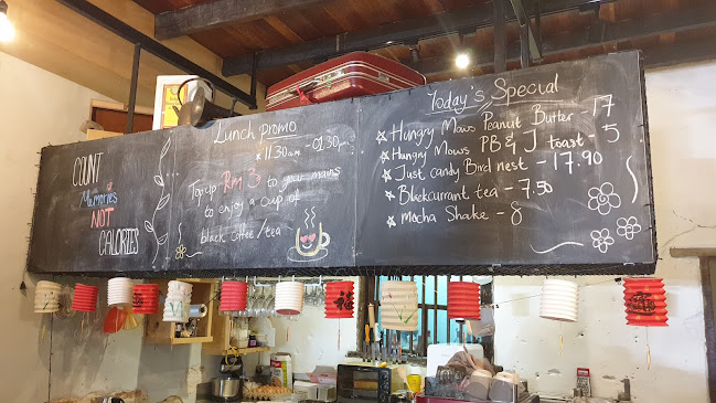 lima.tujoh Cafe & Guesthouse