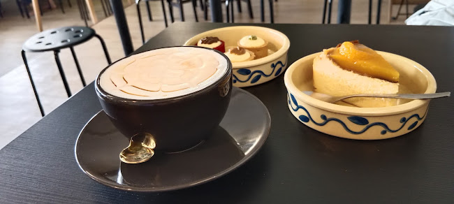 Opinii despre FULL BELLY în Batu Pahat - Gastronomi dan perhotelan