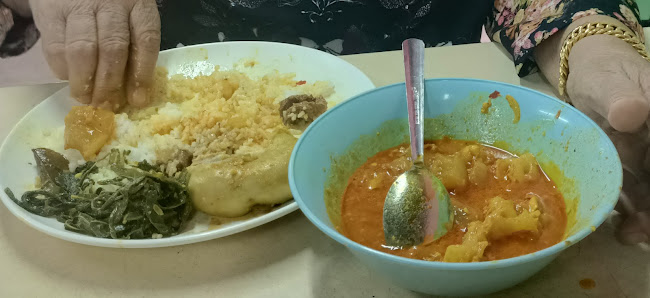 Opinii despre Selera Bukit Kapau în Kuala Lumpur - Gastronomi dan perhotelan