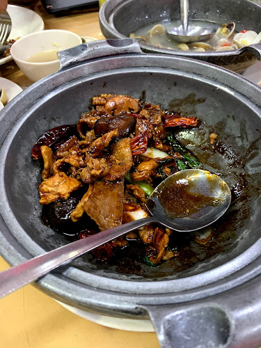 Opinii despre Uncle Ng Restaurant 皇廷囍宴海鲜酒家 în Kuala Terengganu - Gastronomi dan perhotelan