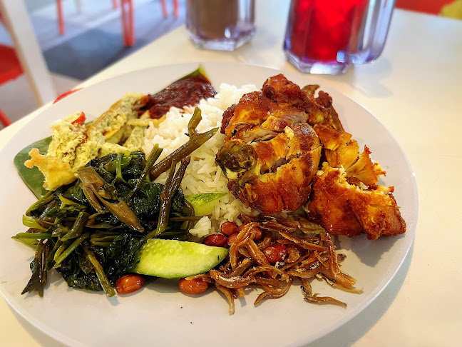 54, Jalan Ujong Pasir, 75050 Melaka