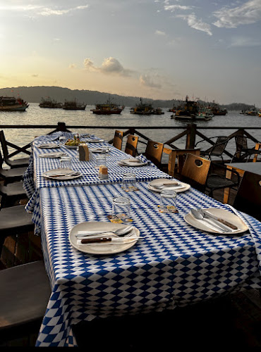 Opinii despre Toscani's Wine & Dine Cafe în Kota Kinabalu - Gastronomi dan perhotelan