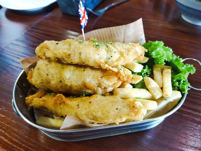 London Cafe & Bistro