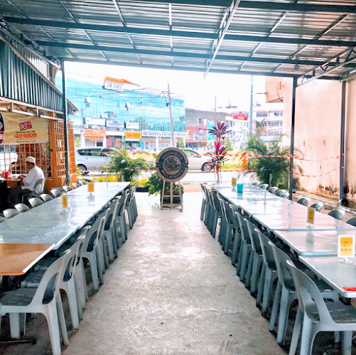 Comentarii opinii despre Restoran Deen Berjaya (Kari Kepala Ikan) Port Dickson