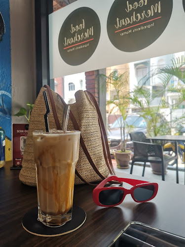 Food Merchant Cafe & Retail - Gastronomi dan perhotelan