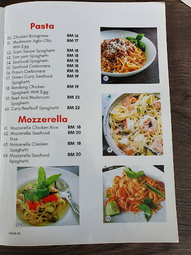 Sitiawan Strawberry Kafe