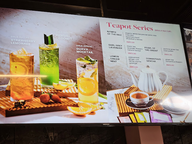 Opinii despre TAKA Patisserie Miri în Miri - Gastronomi dan perhotelan