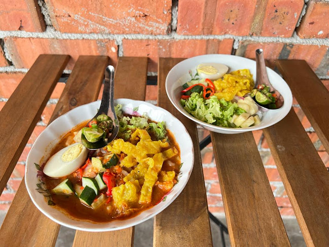 Bad Kitchen Shellout Restaurant - Gastronomi dan perhotelan