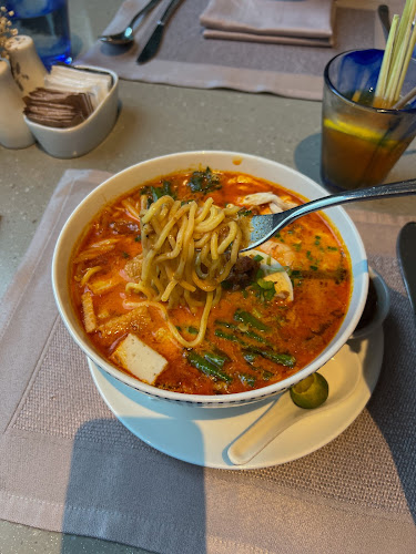 Comentarii opinii despre Nipah at EQ