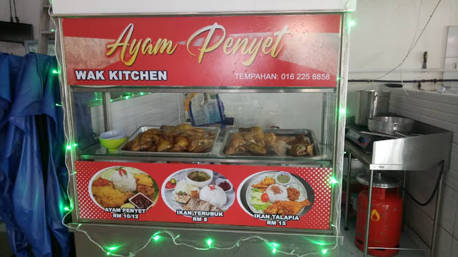 Kafe Najwa - Gastronomi dan perhotelan