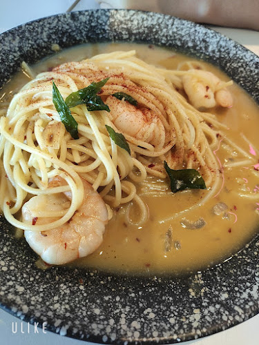 Opinii despre Unique Eatery Cafe în Bintulu - Gastronomi dan perhotelan