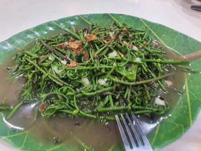 Barong Tinuk - Gastronomi dan perhotelan