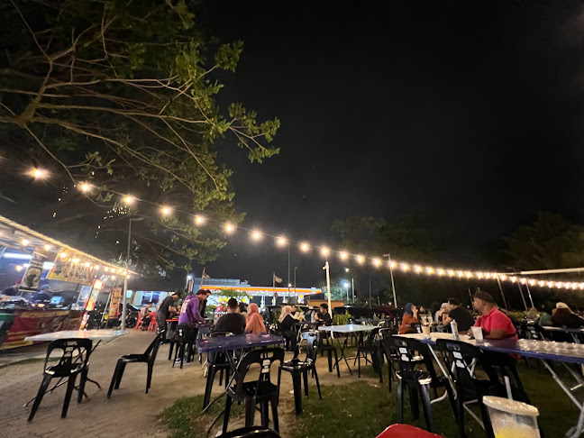 Rissmart Container Cafe - Gastronomi dan perhotelan